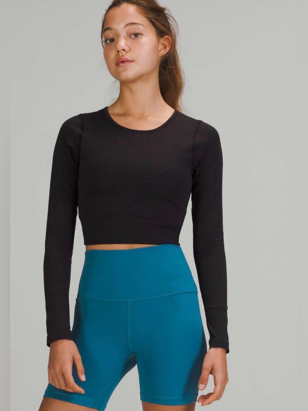 Lululemon Ebb to Street Long Sleeve
Black✨